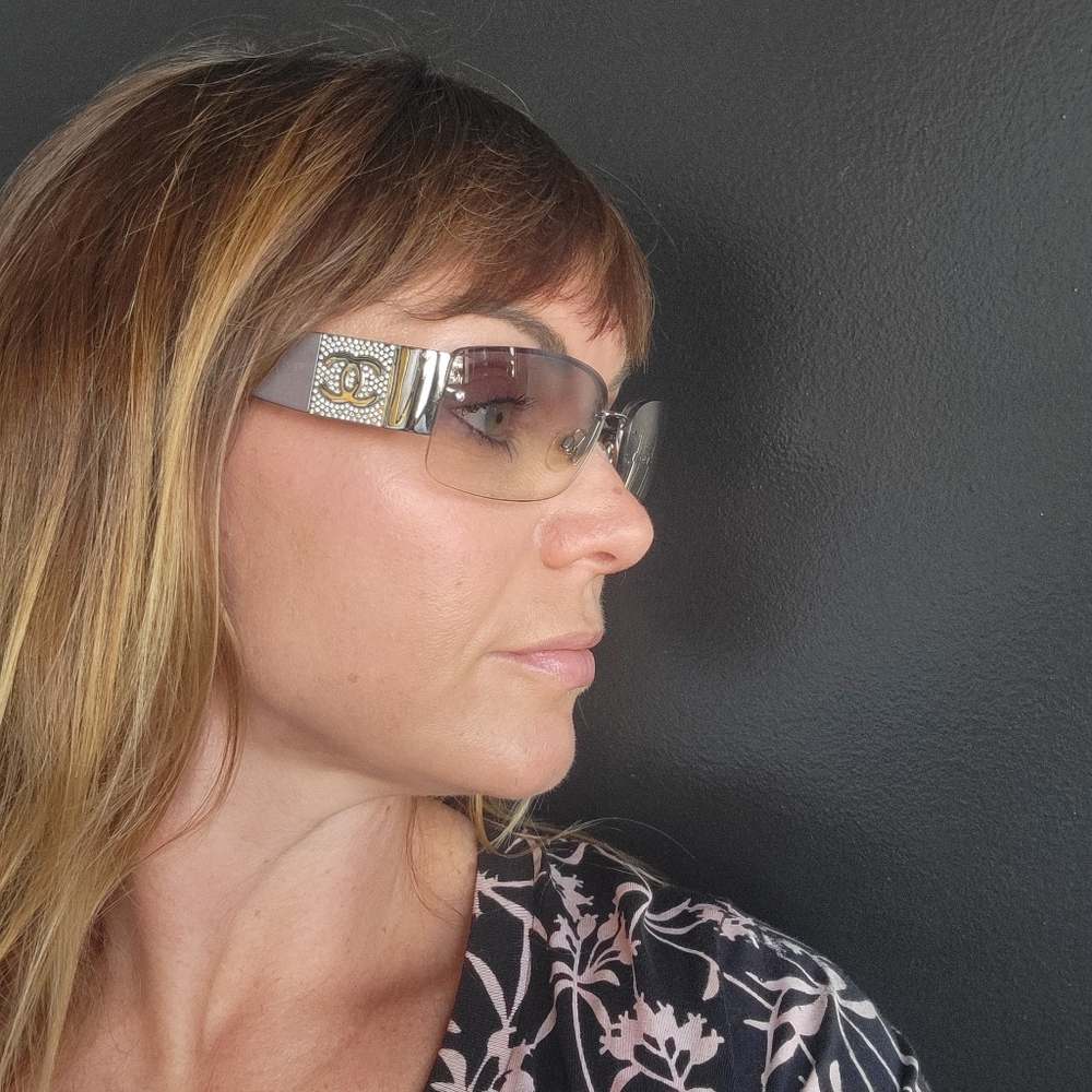 Vintage Chanel 4117-B Sunglasses - Picture 12 of 12